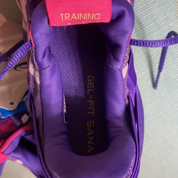 ASICS. Pink + Purple Women’s training shoes. NWT - Picture 5 of 6